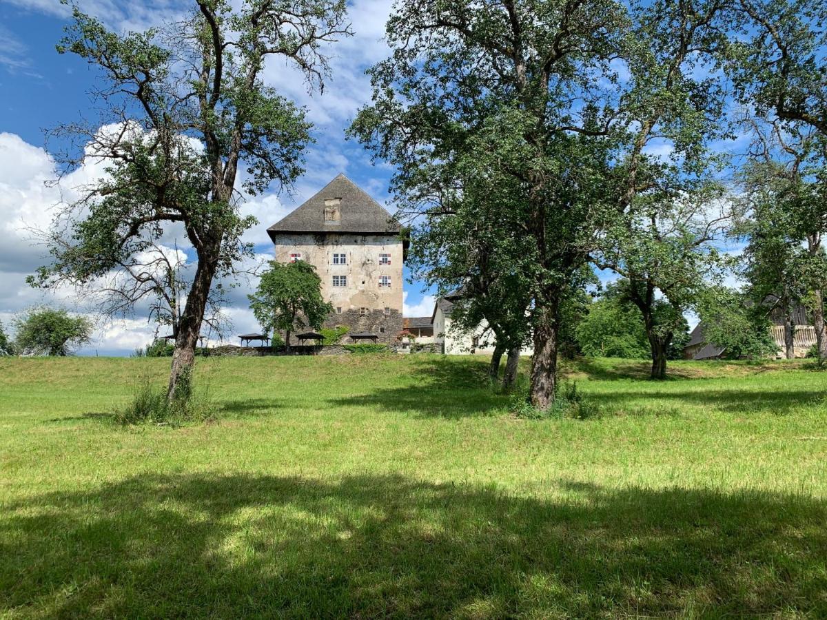 Hotel Schloss Gaestehaus 4*