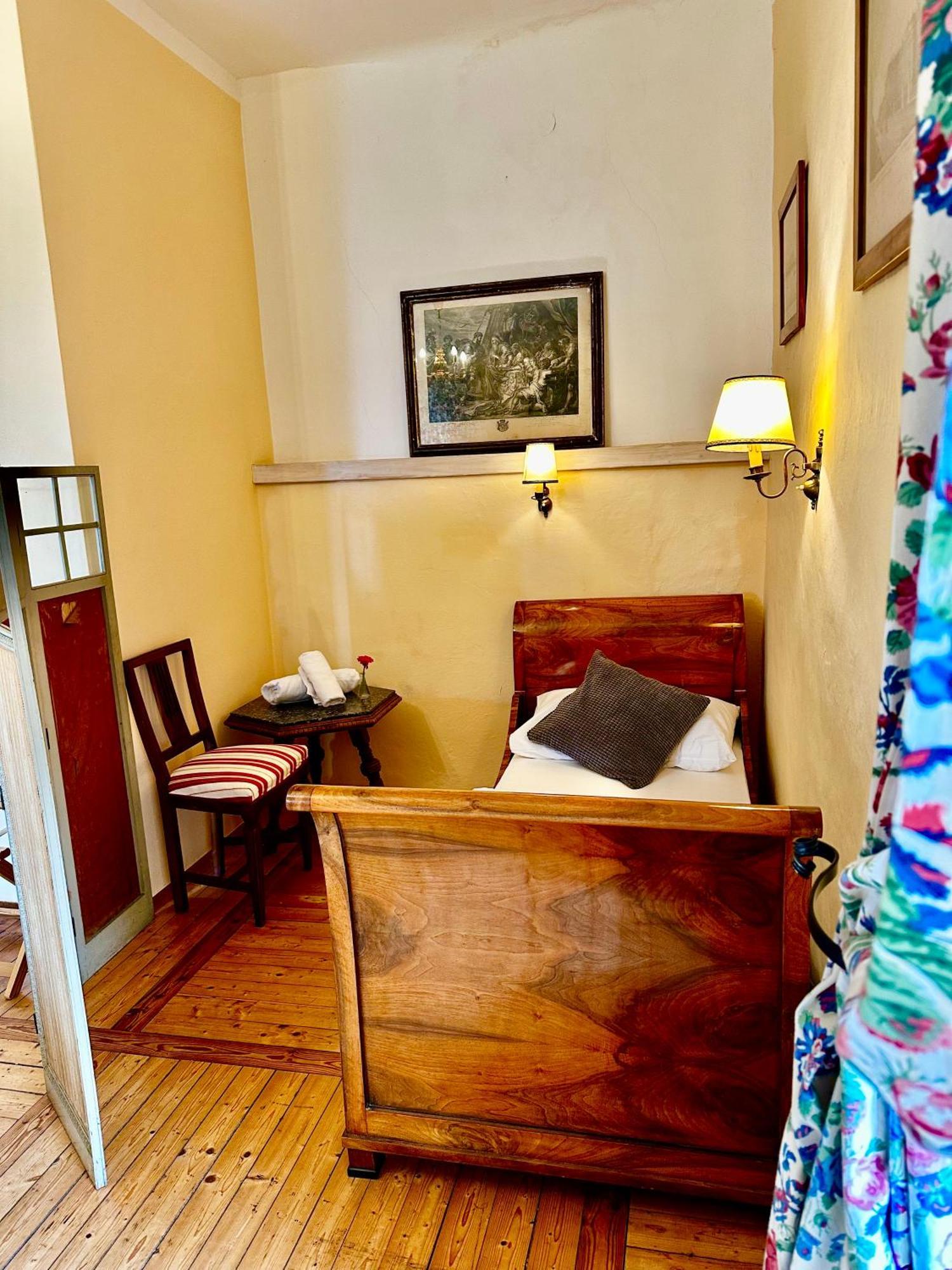 Schloss Gaestehaus Hotel 4*